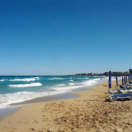 Dafnis Helios - Lovely 3 Bedroom With Pool - Close To Fig Tree Bay